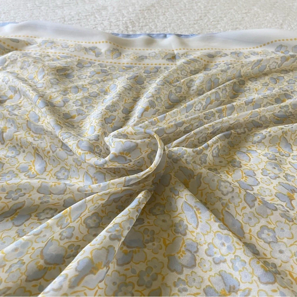 Time and Tru Women's Floral Print Square Scarf